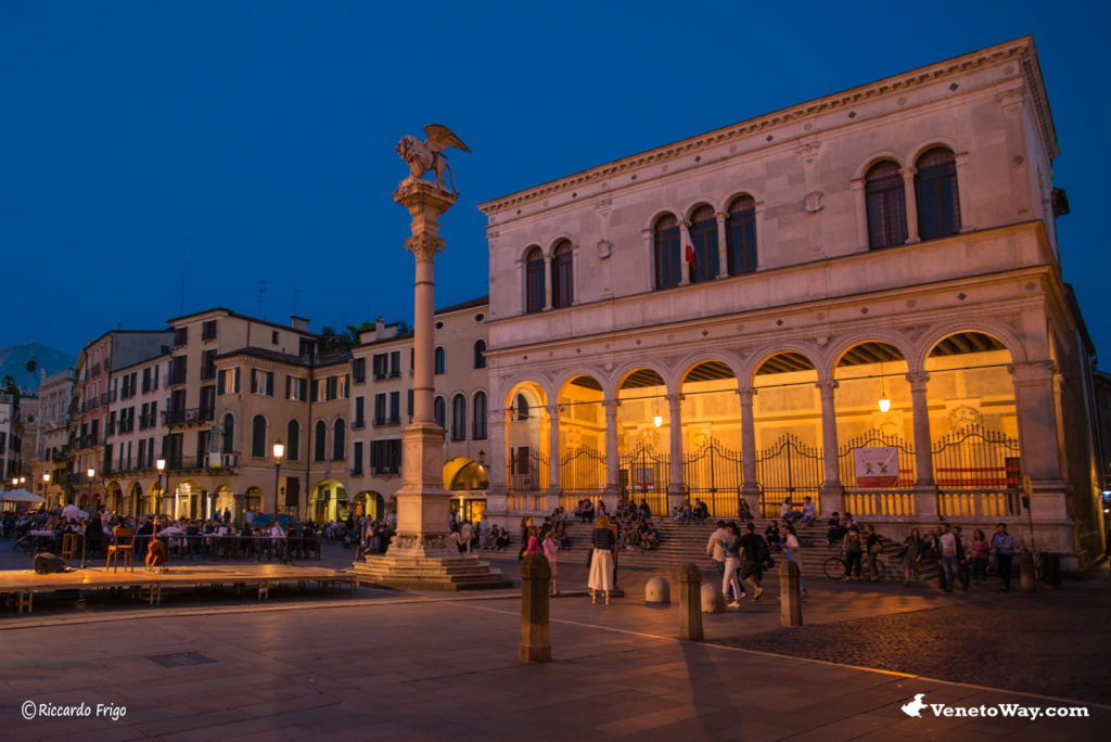 Piazza dei Signori - Le Piazze di Padova